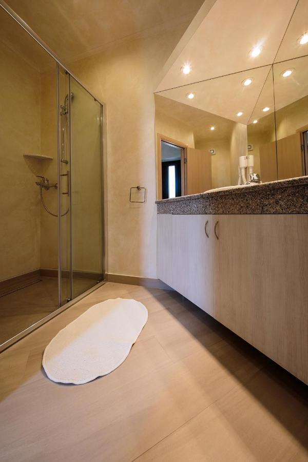 Teo Apartments Funtana Ngoại thất bức ảnh